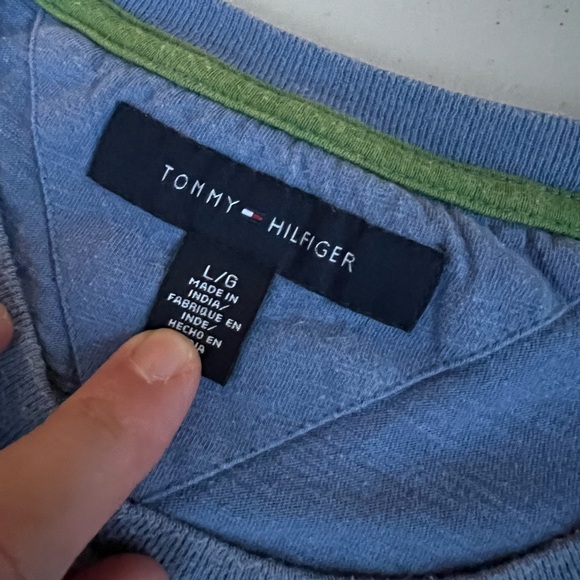 Tommy Hilfiger Men’s Tee - Picture 3 of 3